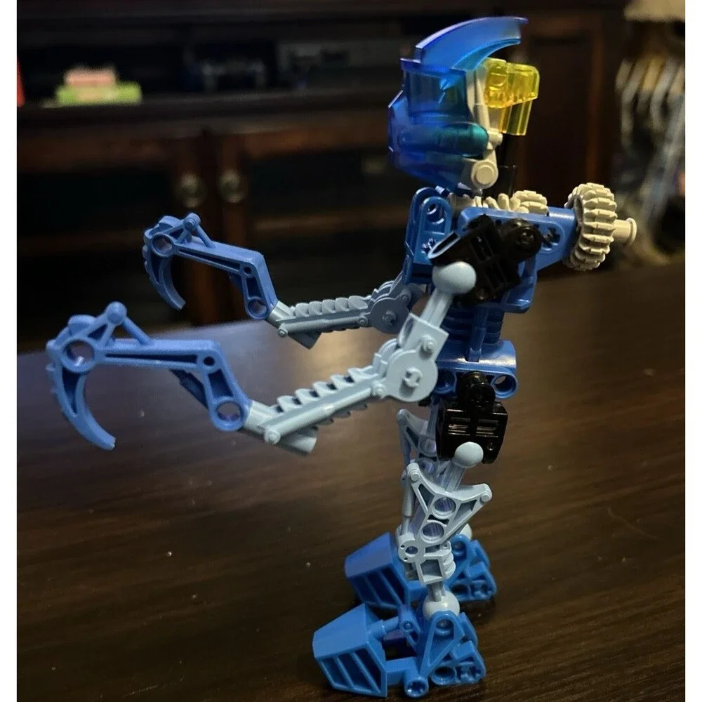 LEGO Bionicle Toa Gali 8533 Mata Original 2001 Figure Complete No Canister
